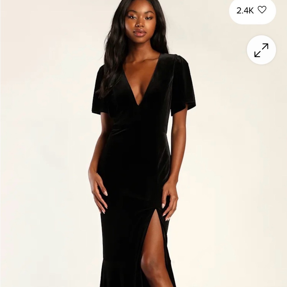Lulu's Elegant Evenings Black Velvet Flutter Sleeve Trumpet Maxi Dress